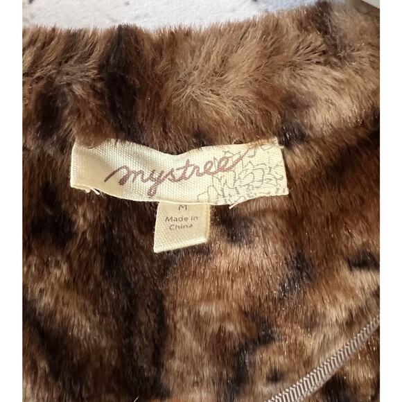 Mystree Monticello Faux Jacket MEDIUM Leopard Print Cozy Soft Mob Wife Old Money - Picture 3 of 9